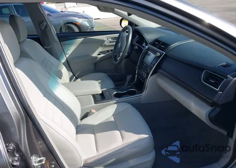 2017 Toyota Camry Xle z USA, uszkodzony, nr VIN 4T1BF1FK7HU623265